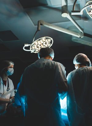 Bademcik ameliyatına giren çocuğun bademciklerini almayı unuttular