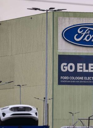 Ford 3 binden fazla kişiyi işten çıkaracak