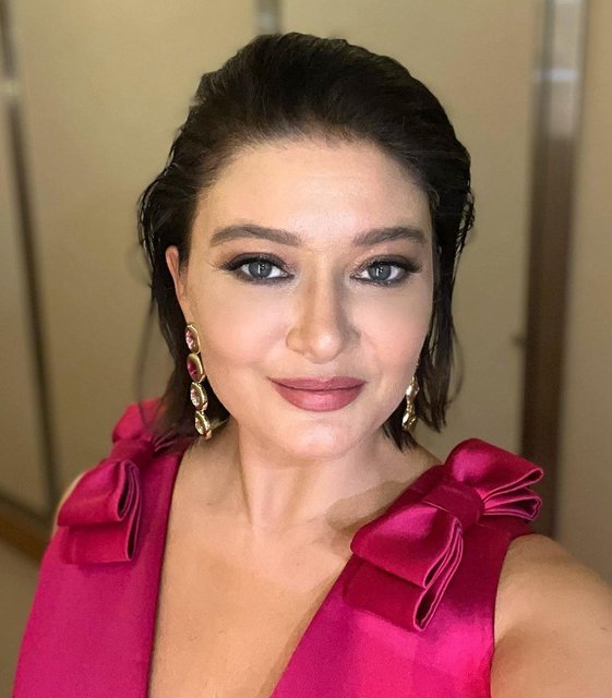 Yıllar en çok da ona yaradı! Ünlü oyuncu Nurgül Yeşilçay'ın 20 yıl ...