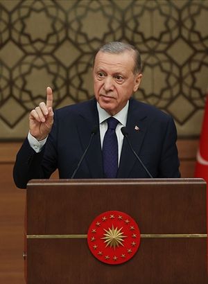 Cumhurbaşkanı Erdoğan: Tevrat'a karşı koruma kararı alanlar Kur'an'a karşı terbiyesizliklerini ortaya koyuyorlar