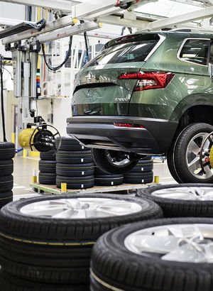 Skoda'dan üretime 'çip' arası