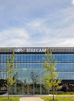 Şişecam net satışlarını 95,3 milyar TL'ye yükseltti