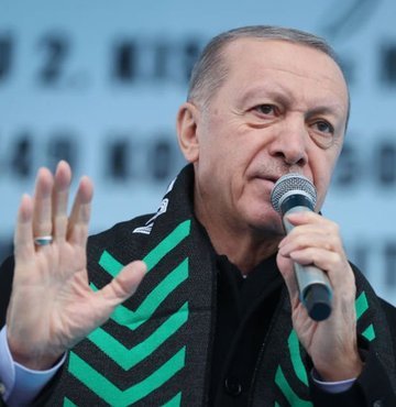 Cumhurbaşkanı Erdoğan’dan Adnan Menderes’e selam