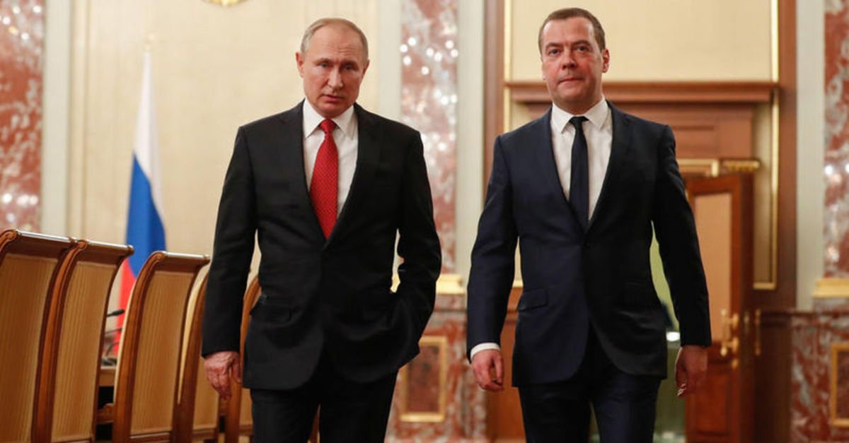 Medvedev'den uyarı gibi açıklama: Her türlü silahı kullanmaya hazırız