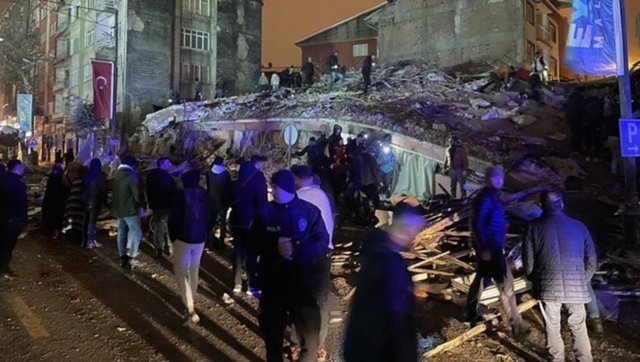 Kahramanmaraş'ta 7.7 ve 7.6 büyüklüğünde iki deprem! Kahramanmaraş'ta son durum! Ölü, yaralı sayısı kaç ve kaç bina yıkıldı?