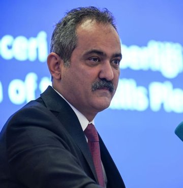 Milli Eğitim Bakanı Özer: Yaşadığımız deprem felaketi nedeniyle eğitim öğretime verdiğimiz arayı tüm Türkiye