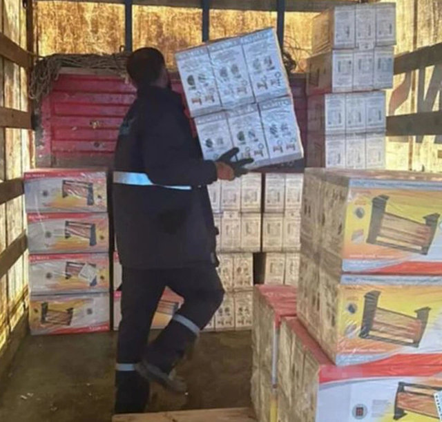 Mustafa Sandal'dan afet bölgesine 700 ısıtıcı yardımı - Magazin haberleri