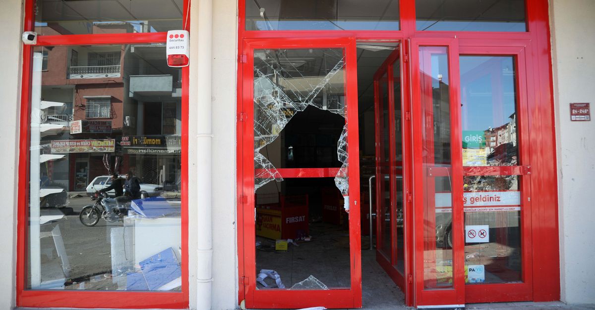 Adalet Bakanlığı’ndan yağma olaylarına karşı hırsızlık genelgesi!