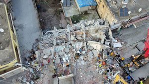 Osmaniye'de yıkılan binalarda tespit edilen kusurlara ilişkin 4 şüpheli tutuklandı  -Deprem