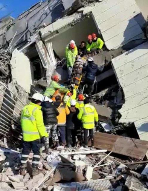 DEPREM SON DAKİKA - GÜNCEL: Bilanço giderek ağırlaşıyor! 11 Şubat 2023 depremde kaç kişi öldü, kaç kişi yaralandı? Gaziantep deprem ölü vefat sayısı ve yaralı sayısı kaç oldu?