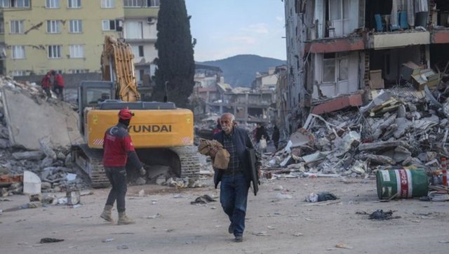 15 bin TL taşınma yardımı nasıl verilecek? Depremzedelere 15 bin TL taşınma yardımı ne zaman verilecek, başvuru nasıl yapılacak?