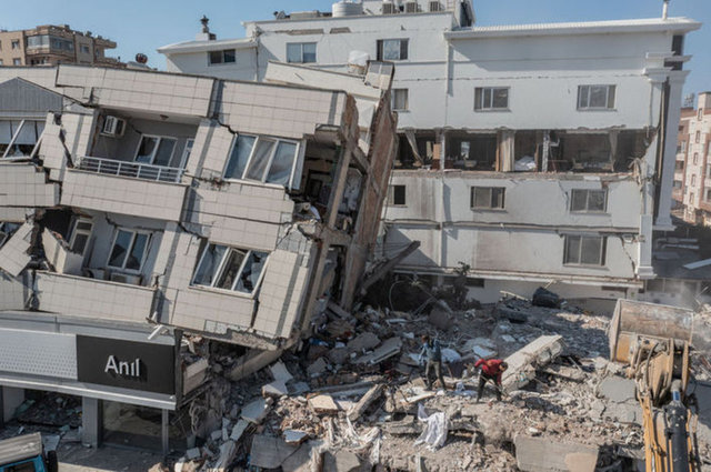 Depremde kaç bina yıkıldı ve hasar gördü? Hangi şehirde kaç bina çöktü? Resmi açıklama geldi