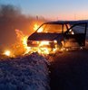 Van’ın Erciş ilçesinde görevli 5 askeri personel, depremde hayatını kaybeden yakınları için gittikleri Gaziantep dönüşü seyir halindeki iken otomobilleri alev alev yandı
