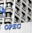 Petrol İhraç Eden Ülkeler Örgütü (OPEC), bu yıl için küresel petrol talebine yönelik artış tahminini yukarı yönlü revize etti. Buna göre, küresel petrol talebinin bu yıl geçen yıla kıyasla günlük 2 milyon 320 bin varil artarak yaklaşık 101 milyon 870 bin varile ulaşması bekleniyor