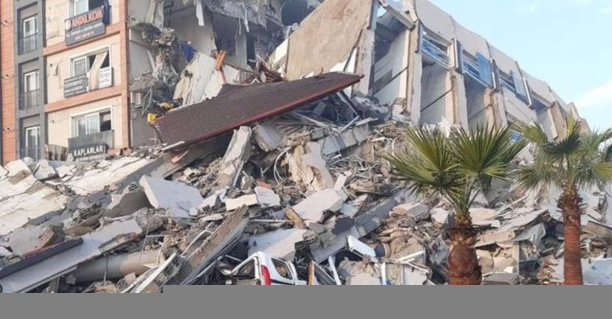 Hasarın boyutu artıyor! Depremde kaç bina yıkıldı?