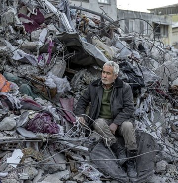 Çevre, Şehircilik ve İklim Değişikliği Bakanı Murat Kurum, hasar tespit çalışmaları kapsamında 387 bin 346 binanın incelendiğini, acil yıkılması gereken 50 bin 576, az hasarlı veya hasarsız 279 bin 655 bina tespit edildiğini bildirdi. Gaziantep