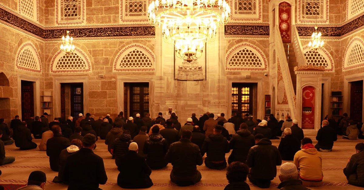 Tesbih namazı nasıl kılınır?
