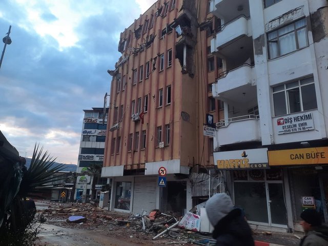 Üst üste felaket! Dehşetin boyutu gün ağarınca ortaya çıktı