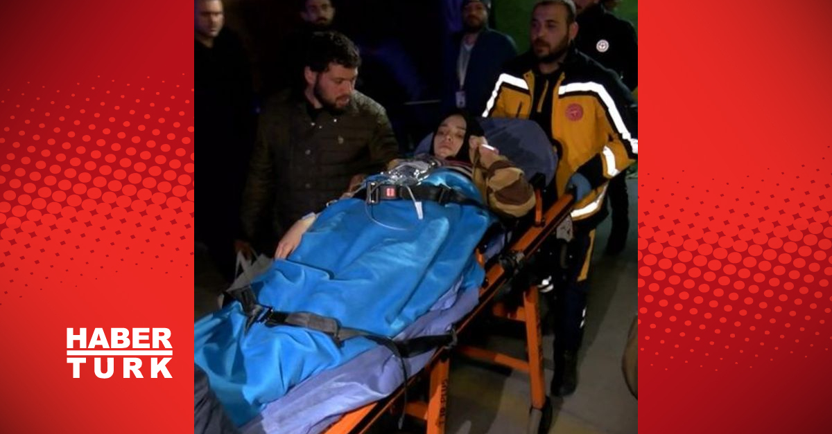 Hatay depreminde fenalaşan hamile kadın erken doğum yaptı
