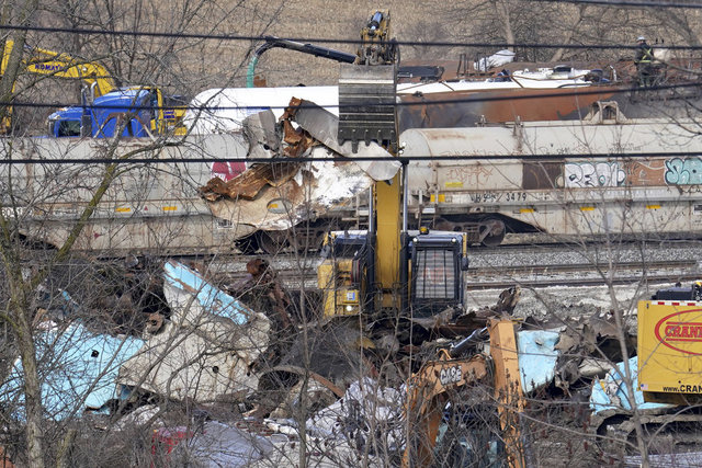 Kimyasal yüklü tren raydan çıkmış, çevresel felakete yol açmıştı: ABD demir yolu firmasına tüm zararı karşılatacak