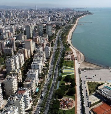 Mersin merkezli 47 kurum ve kuruluş ile STK, depremlerin ardından zorunlu göçün 