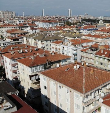 Adalet Bakanlığı, deprem ve salgın dönemlerinde ürün fiyatı ve kirada fahiş artış yapanlara 2 yıldan 5 yıla kadar hapis cezası ön gören yasa için teknik çalışma başlattı.