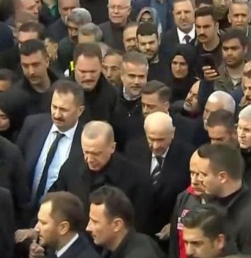 Cumhurbaşkanı Recep Tayyip Erdoğan ve MHP lideri Devlet Bahçeli, Kahramanmaraş merkezli 11 ili etkileyen depremlerde, ağır hasar alan Adıyaman