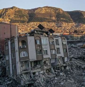 Yüreğimizi yakan deprem felaketinde Hatay