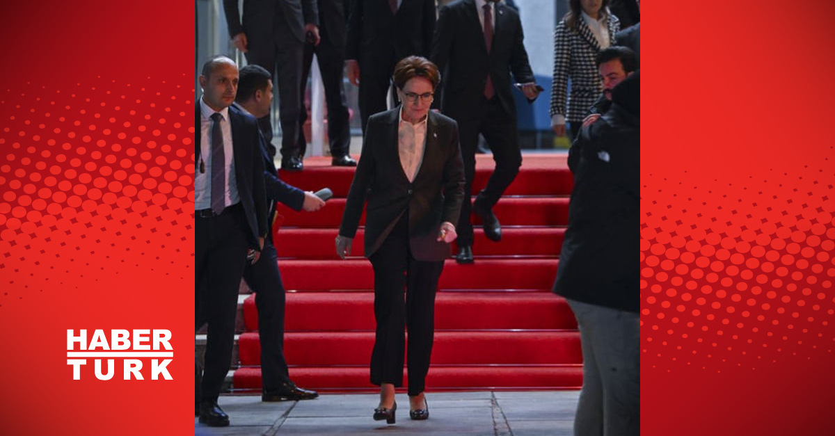 İYİ Parti Genel Başkanı Akşener, parti üyeleriyle bir araya geldi