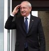 Türkiye siyasetinde sıcak gelişmeler devam ediyor. Seçim sürecine adım adım yaklaşılırken uzun süredir bir sonuca varmak için Millet İttifakı tarafından çeşitli toplantılar gerçekleşti. Cumhurbaşkanı adayının belirleneceği toplantıda Altılı Masa