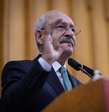CHP lideri Kemal Kılıçdaroğlu, CHP Grup Toplantısında veda konuşması yaptı. Kılıçdaroğlu Millet İttifakı liderlerine ve Ekrem İmamoğlu ve Mansur Yavaş