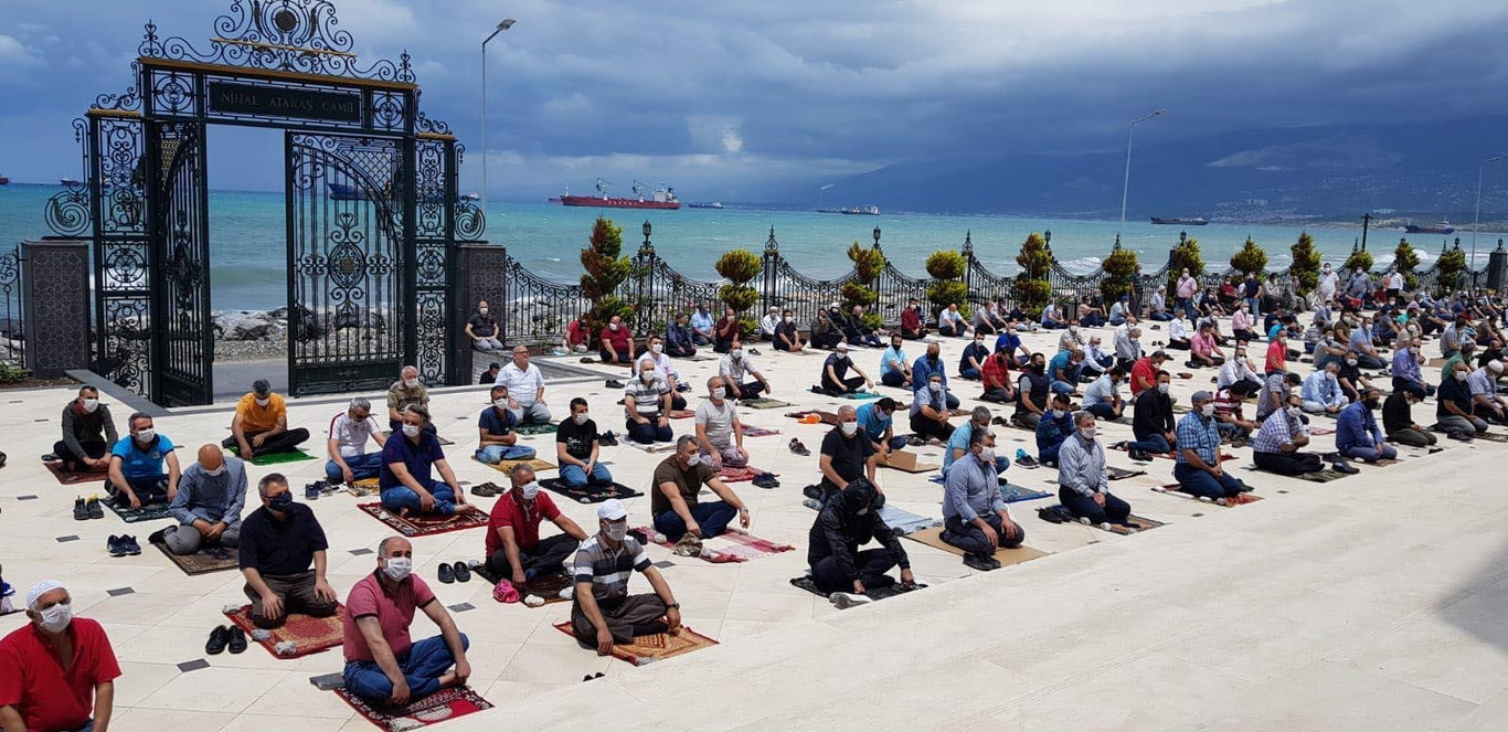 Cuma namazı saat kaçta başlıyor? 10 Mart 2023 İstanbul, Ankara, İzmir, Bursa il il Cuma namazı saatleri!