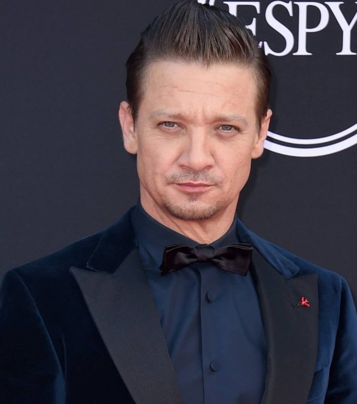 Jeremy Renner, yeğeninin yazdığı notu yayınladı - Magazin haberleri