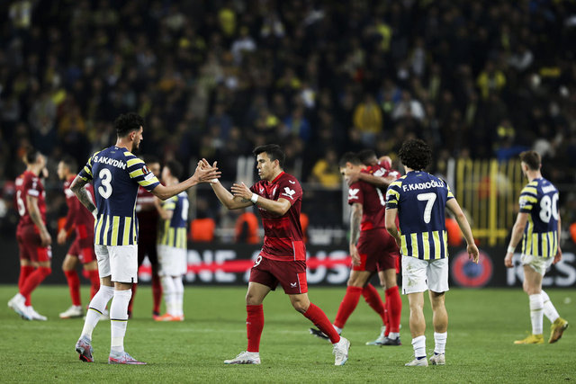 Fenerbahçe kazanarak, Sivasspor mağlubiyetle Avrupa'ya veda etti