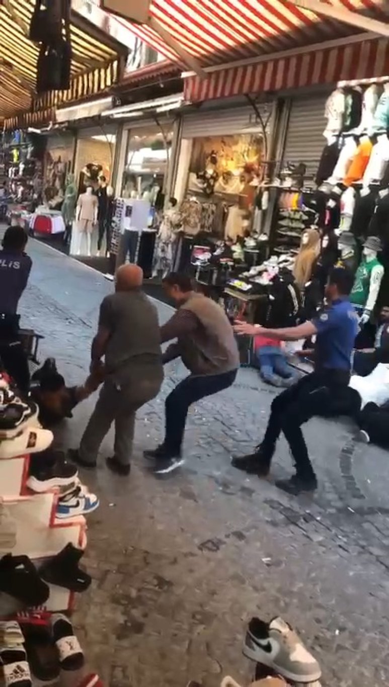Son dakika: Biri polis, 5 kişinin yaralandığı silahlı çatışmada dehşete