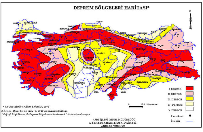 1996 tarihli deprem haritasında Trabzon ve Rize, 4. derece deprem kuşağında yer alıyordu.