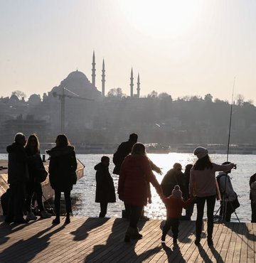 Türkiye önümüzdeki günlerde önce bahar ardından da kış mevsimini yaşayacak. Habertürk Meteoroloji Mühendisi Hüseyin Öztel, hem bu hafta sonu beklenen sağanak yağışları hem de pazartesiden itibaren yaşanacak meteorolojik değişimleri aktardı