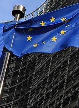 AB, kadın ve erkek çalışan arasındaki ücret farkını giderecek kurallar getiriyor