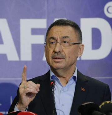 Cumhurbaşkanı Yardımcısı Oktay, "Türkiye Tek Yürek Kampanyası" için "84 milyar 400 milyon liralık miktarı yatırıldı. Bunlar afetzedelerin ihtiyaçları doğrultusunda kullanılıyor" dedi.