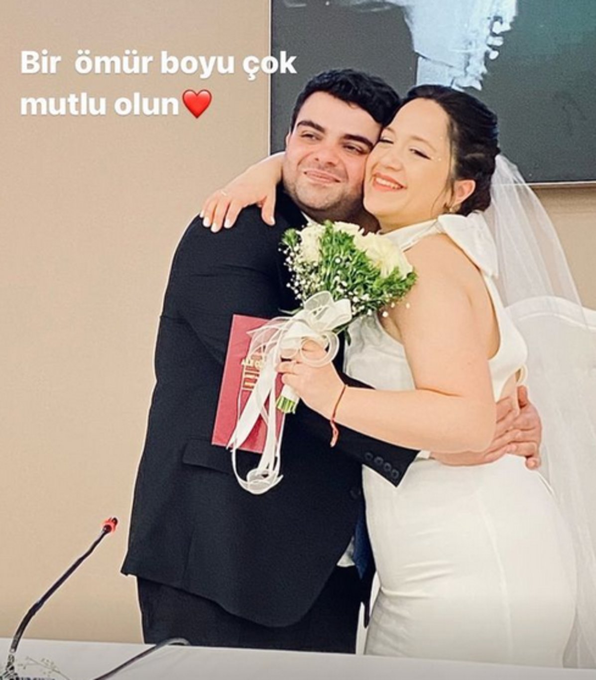 Talha Karcı ile Didem Ruhi evlendi - Magazin haberleri