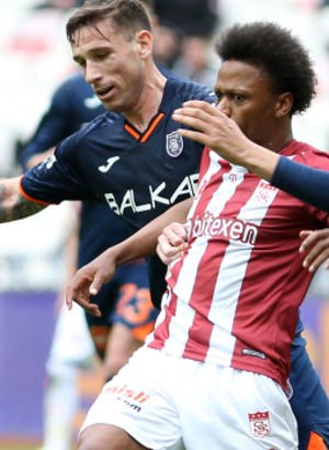 Sivasspor: 1 - Başakşehir: 1 MAÇ SONUCU