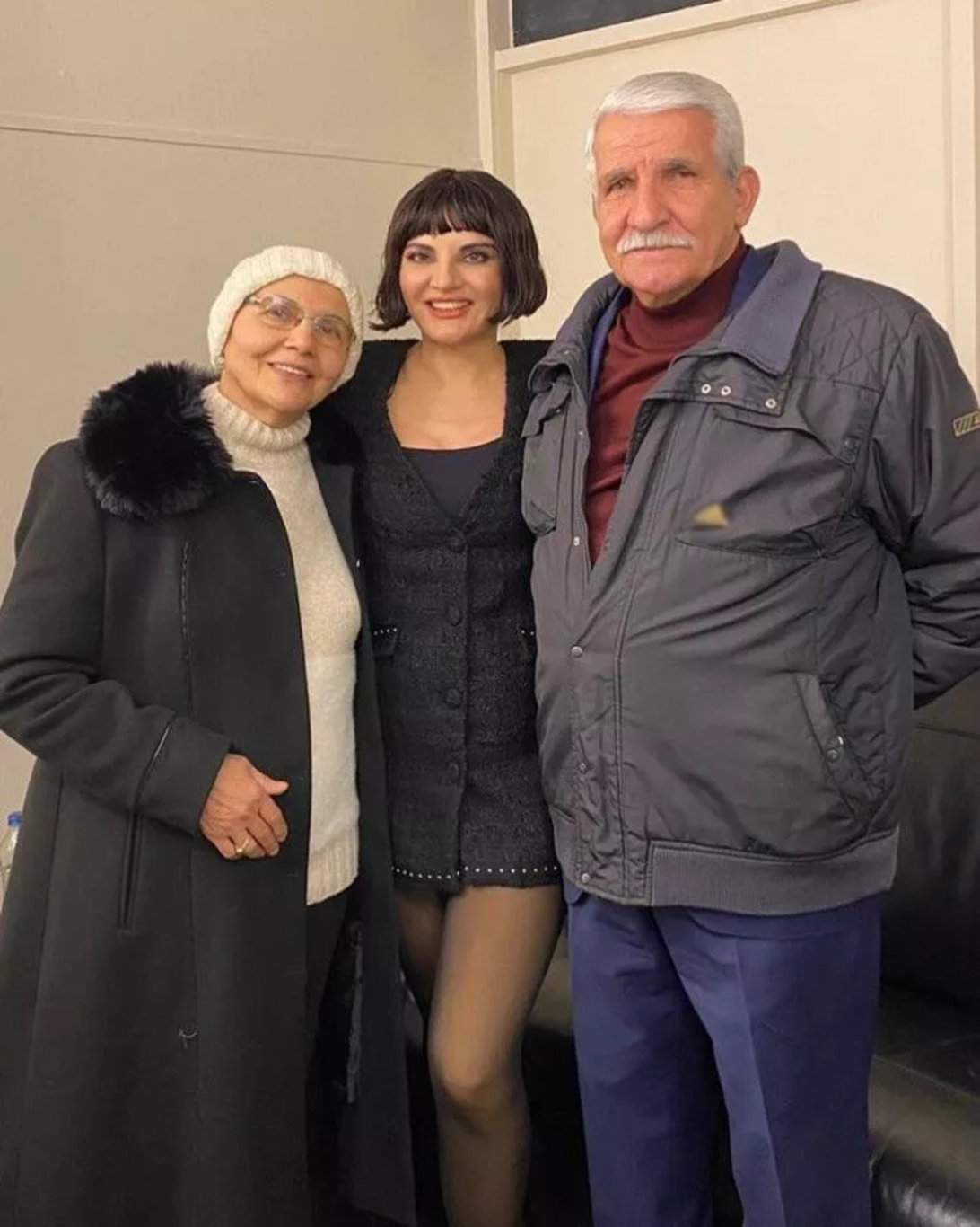 Göksel ailesini paylaştı: Anneciğim ve babacığım... 52 yıldır beraberler...