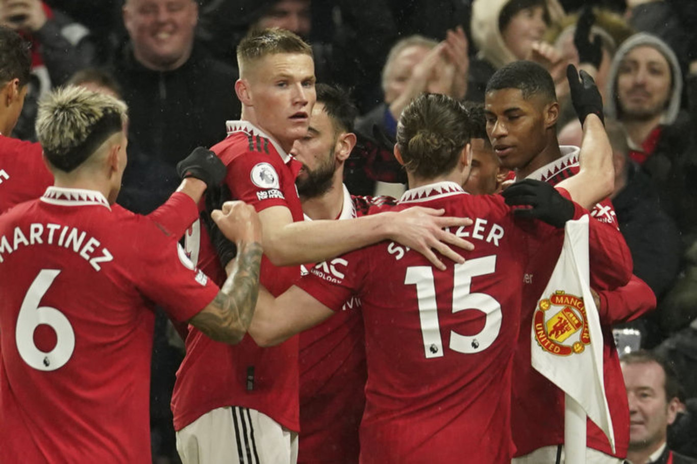 Manchester United'da büyük temizlik: 13 oyuncu ile yollar ayrılıyor - Spor Haberleri