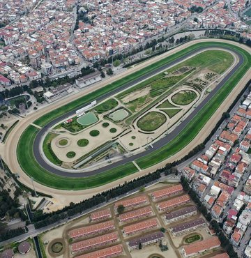 Kültür ve Turizm Bakanlığınca koruma altına alınan Şirinyer Hipodromu, Anadolu