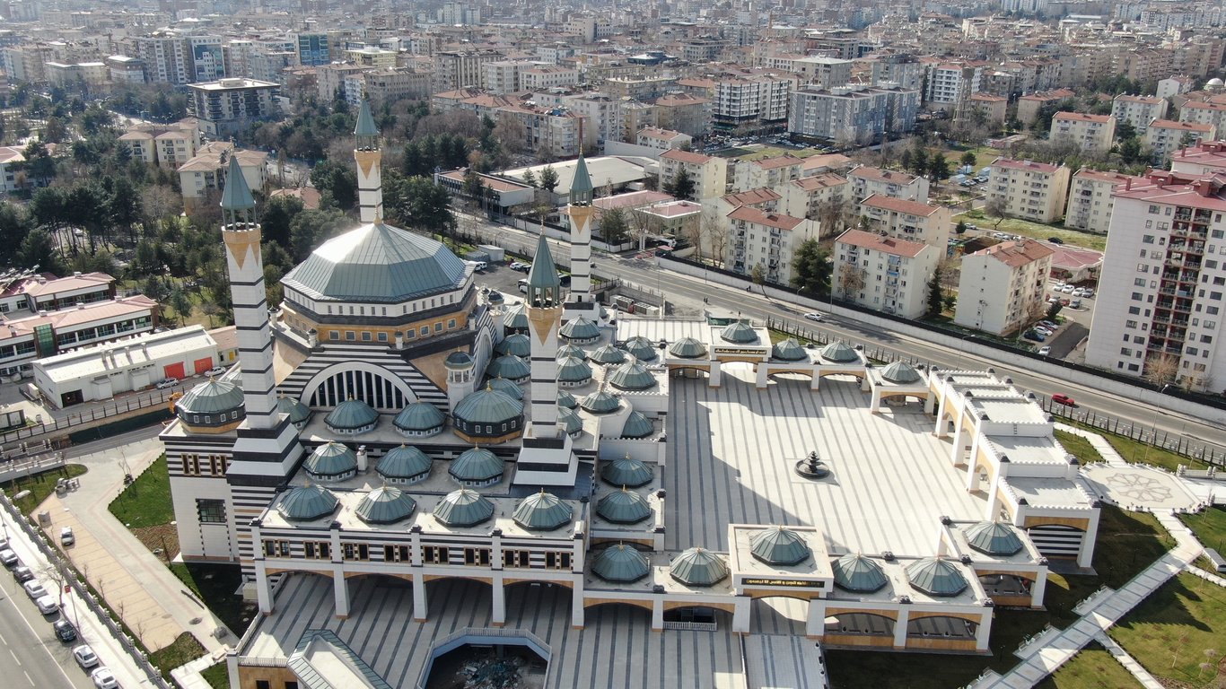 Diyarbakır'da inşa edilen Selahaddin Eyyubi Camisi ibadete açılıyor! - Son dakika haberleri