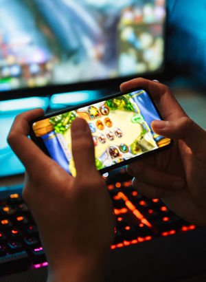 Ara tatilde anne ve babalara "ekran" tavsiyesi!