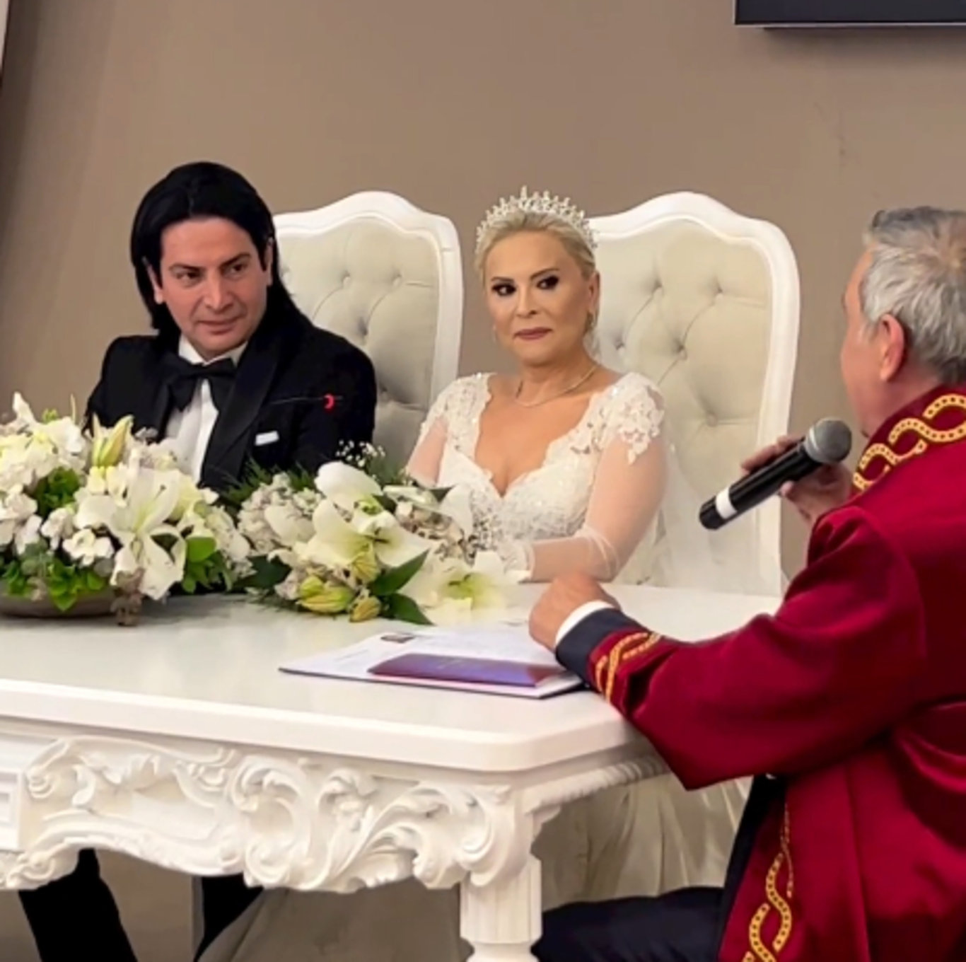 Murat Başaran ile Ayten Öztürk evlendi - Magazin haberleri