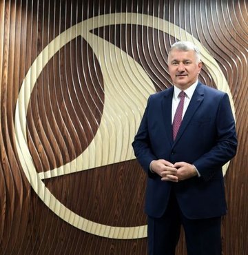 Türk Hava Yolları Genel Müdürü Bilal Ekşi, "Hatay’a uçuşların seçim sonrasına kadar durdurulduğu" iddiasına yanıt verdi. Ekşi, depremden sonra yayımlanan NOTAM kapsamında Hatay
