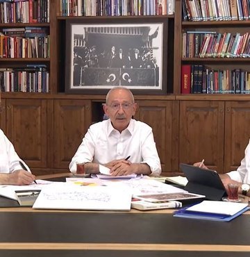 Millet İttifakı’nın Cumhurbaşkanı Adayı Kemal Kılıçdaroğlu, Twitter hesabından yayınladığı son videosunu Ekrem İmamoğlu ve Mansur Yavaş ile birlikte çekerken tweet