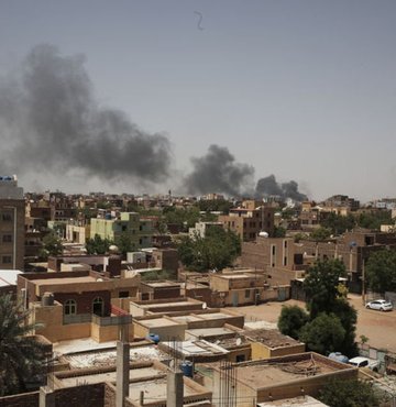ABD Dışişleri Bakanı Antony Blinken, Sudan’da tarafların 24 Nisan gece yarısından başlamak üzere ülke genelinde 72 saatlik ateşkes için anlaştığını duyurdu. 
